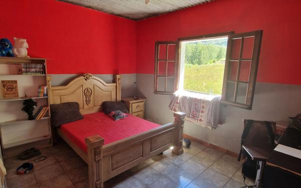 Maison à vendre    4 pièces •  Cilaos