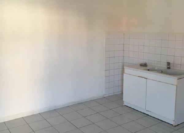 Appartement à louer    2 pièces •  Lunel