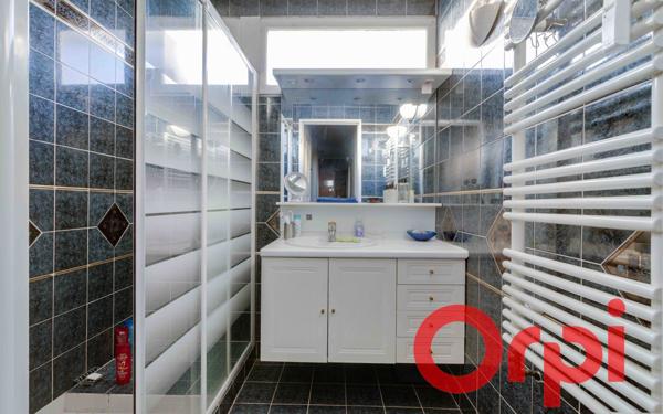 Appartement à vendre    3 pièces • 57,39 m2 Les Pavillons-sous-Bois