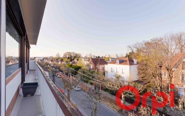 Appartement à vendre    3 pièces • 57,39 m2 Les Pavillons-sous-Bois