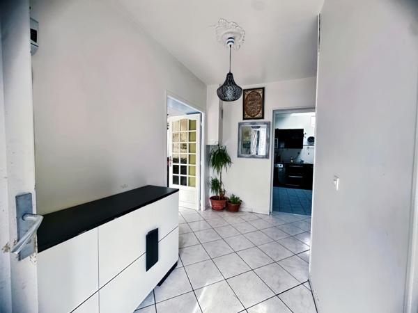 Maison à VILLETANEUSE (93430)