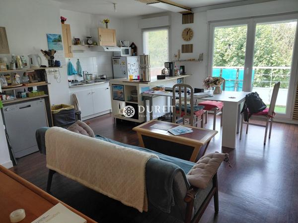 A louer à Montaigu très bel appartement meublé avec garage fermé
