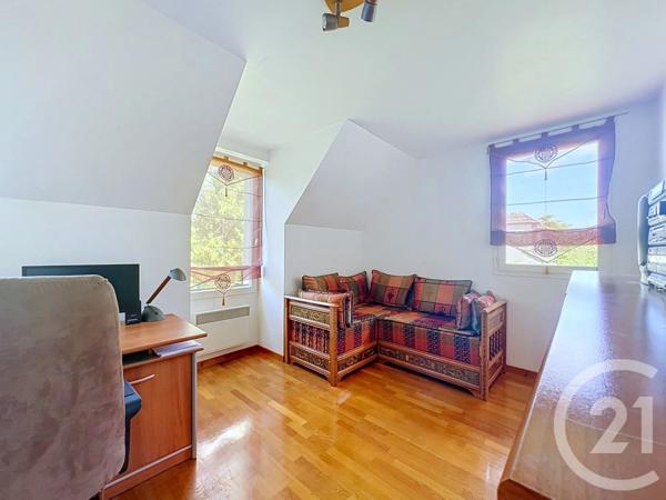 Maison à vendre  6 pièces - 136 m 2   SENLIS  - 60