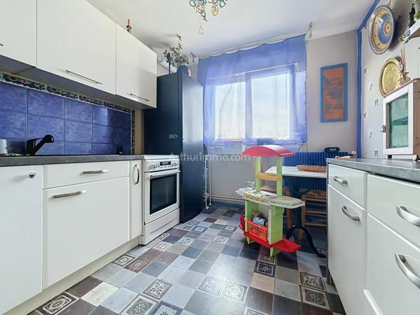 Vente                                                      Maison
                        
                     5 pièces                                         à Reims