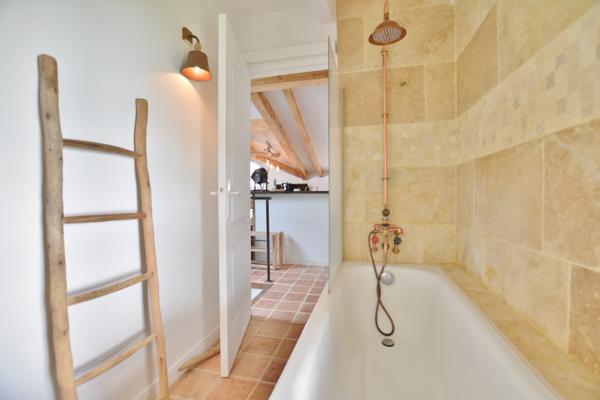 AJACCIO Centre Ville - Charmant T3 rénové en dernier étage Ajaccio (20000)