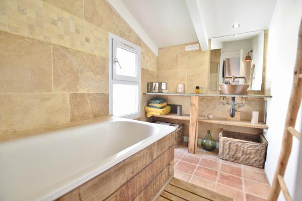 AJACCIO Centre Ville - Charmant T3 rénové en dernier étage Ajaccio (20000)