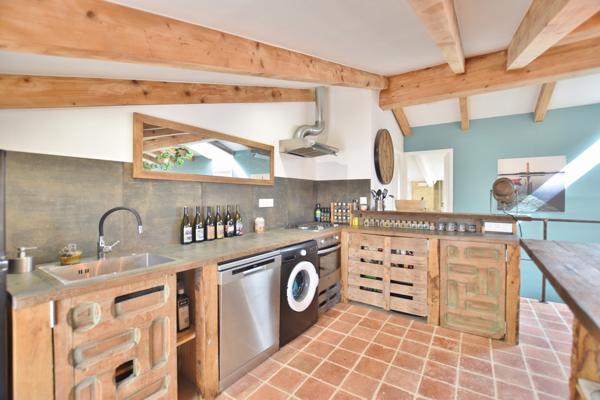 AJACCIO Centre Ville - Charmant T3 rénové en dernier étage Ajaccio (20000)