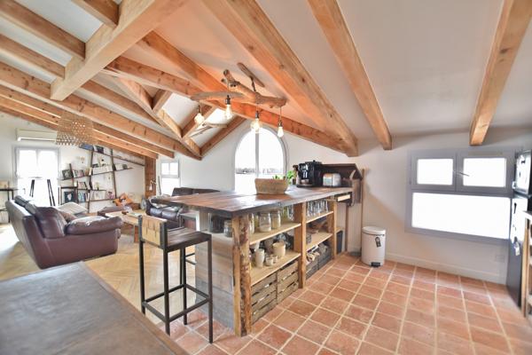 AJACCIO Centre Ville - Charmant T3 rénové en dernier étage Ajaccio (20000)