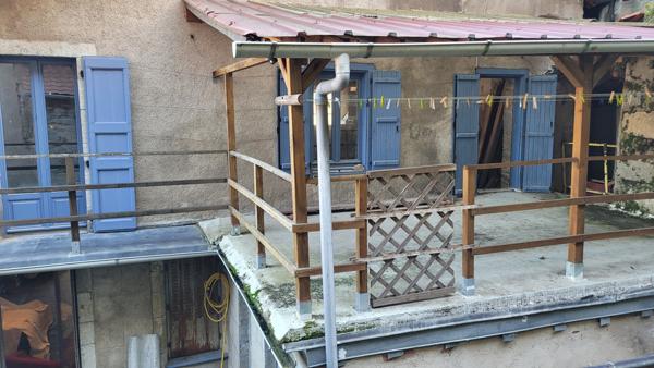 Maison de village atypique