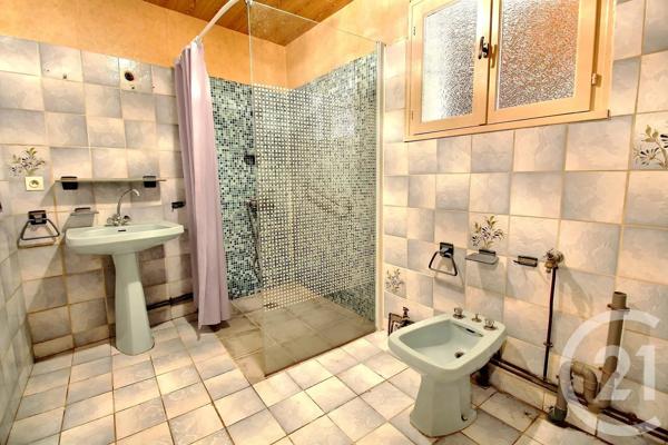 Maison à vendre  5 pièces - 160 m 2   SEZANNE  - 51