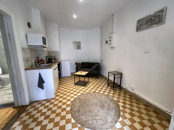 Colmar centre-ville – Rue Roesselmann | Immeuble de rapport de 5 lots avec jardin et terrasse, 580 000 € FAI