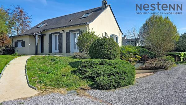 Maison 114 m² - 4 chambres avec piscine, sous-sol complet et grand terrain au calme - Longuenée en Anjou