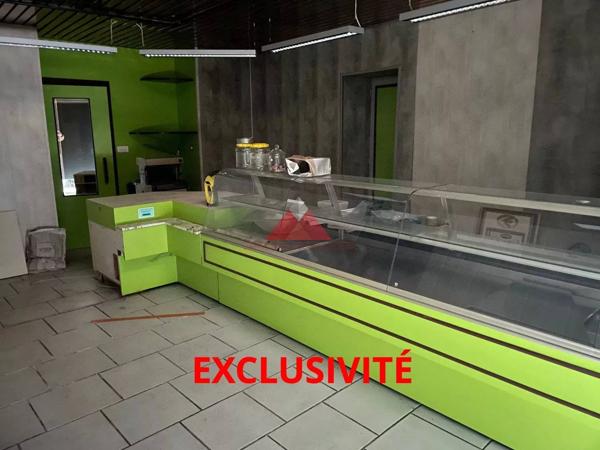 Murs Commerciaux + grand stockage proche du centre ville