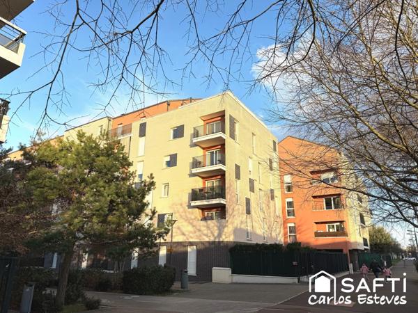 Appartement quatre pièces dans quartier récent