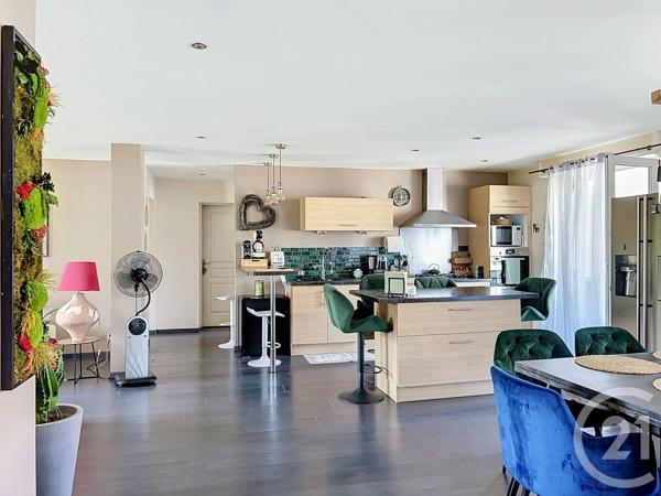 Appartement à vendre  4 pièces - 166,59 m 2   EPINAL  - 88