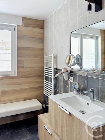 Appartement à vendre  4 pièces - 166,59 m 2   EPINAL  - 88