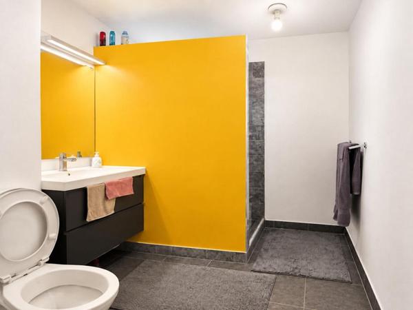 Soissons, F2 en rez-de-jardin avec terrasse et garage fermé