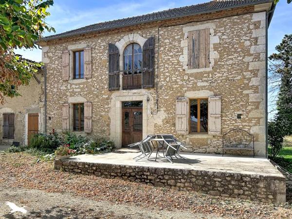 Maison à vendre 369 600 € Jegun 7 p 190 m² DPE D