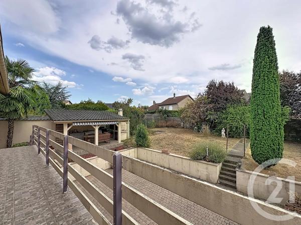 Maison à vendre  7 pièces - 215 m 2   BERTRANGE  - 57