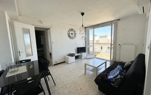Vente Appartement P2 centre-ville à 5 mn des Arènes à rénover Nimes   