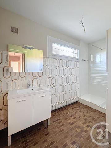 Maison à vendre  5 pièces - 161,26 m2 RIOM - 63