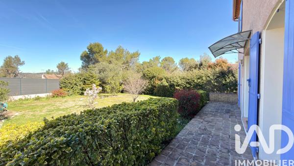 Maison à vendre 6 pièces 135 m² Peyrolles-en-Provence