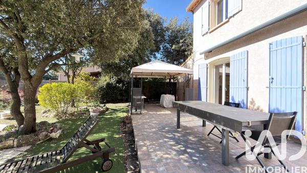 Maison à vendre 6 pièces 135 m² Peyrolles-en-Provence