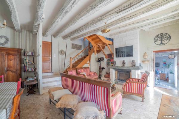 Maison bourgeoise à vendre 5 pièces SAINT GERMAIN DU PUY (18)
