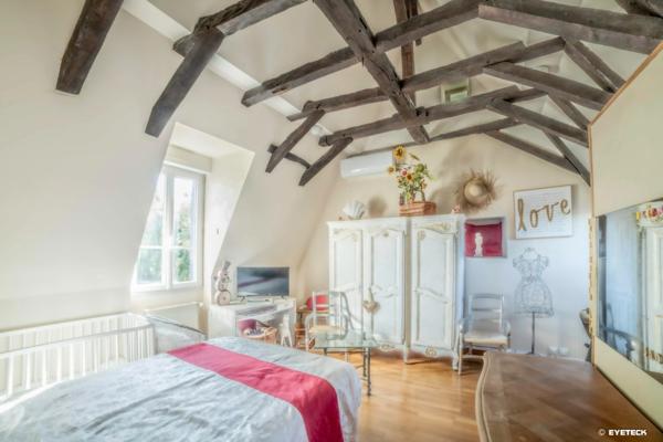 Maison bourgeoise à vendre 5 pièces SAINT GERMAIN DU PUY (18)