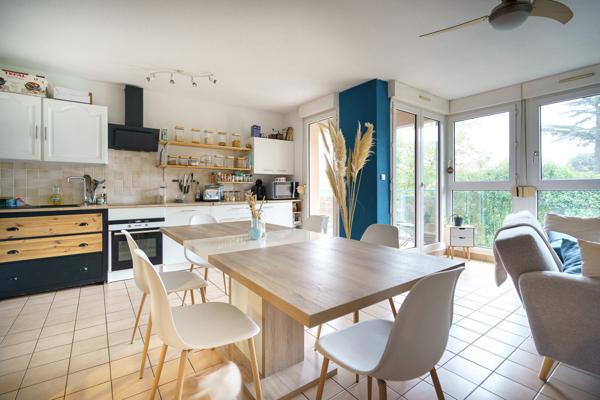 A VENDRE - TOURNEFEUILLE - Appartement T5 avec terrasse, garage, cave et parking
