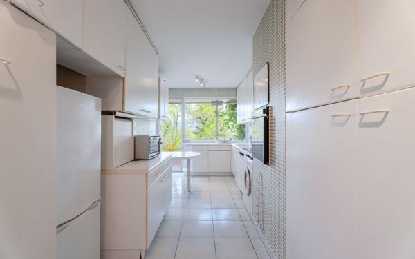 Appartement à vendre    6 pièces • 160 m2 Toulon