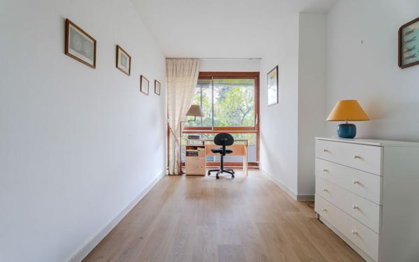 Appartement à vendre    6 pièces • 160 m2 Toulon