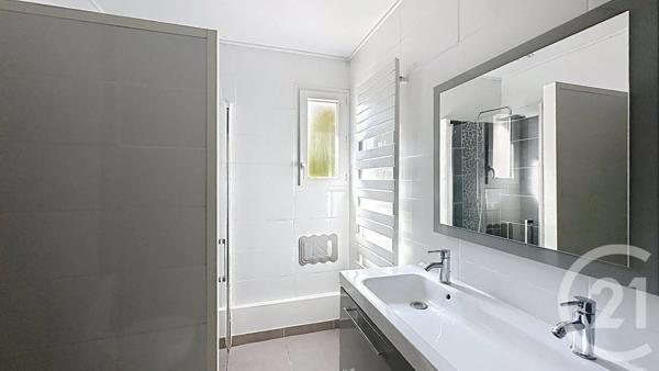 Maison à vendre  4 pièces - 71 m 2   MERIGNAC  - 33