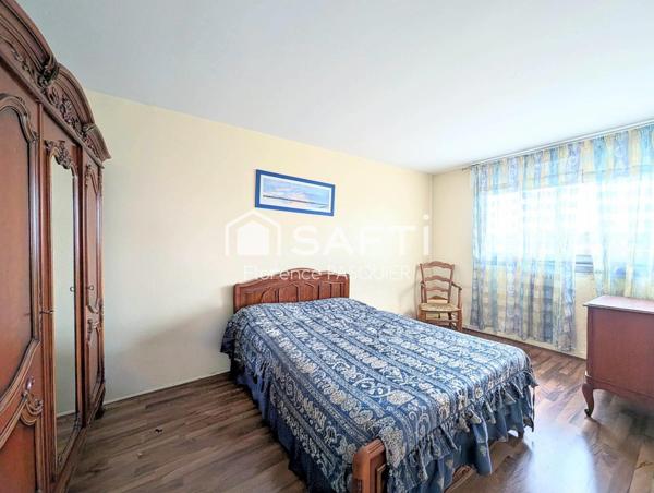 Pessac proche centre – T4 bis lumineux avec balcon, loggia, garage et cave