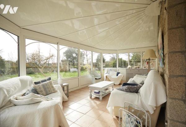 MAISON DE CHARME THEIX NOYALO Bourg