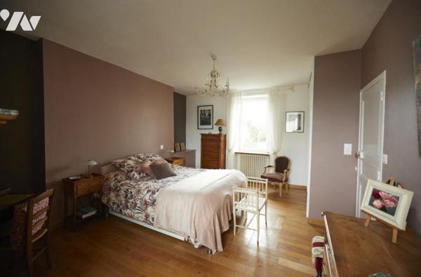 MAISON DE CHARME THEIX NOYALO Bourg