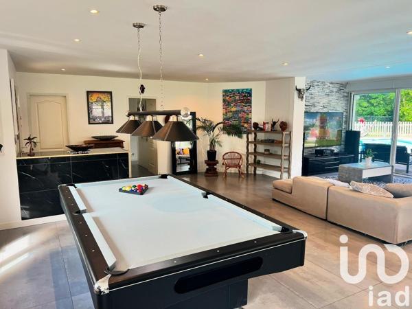 Maison 5 pièces de 150 m² à Cestas (33610)