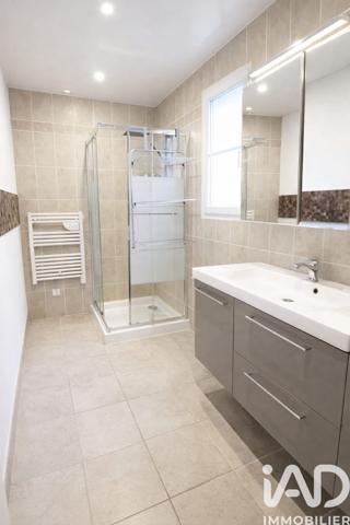 Maison à vendre 8 pièces 173 m² Saint-Ay