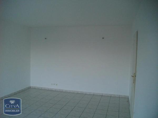 Appartement à louer 2 pièces 45.49m² Ludon-Médoc (33290)