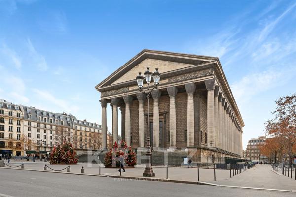 Place de la Madeleine - Appartement rénové au calme sur cours