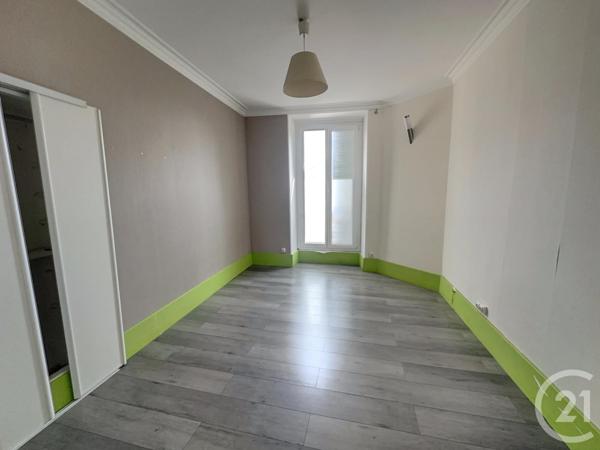 Appartement F3 à vendre  3 pièces - 66,80 m2 CHANTELOUP LES VIGNES - 78