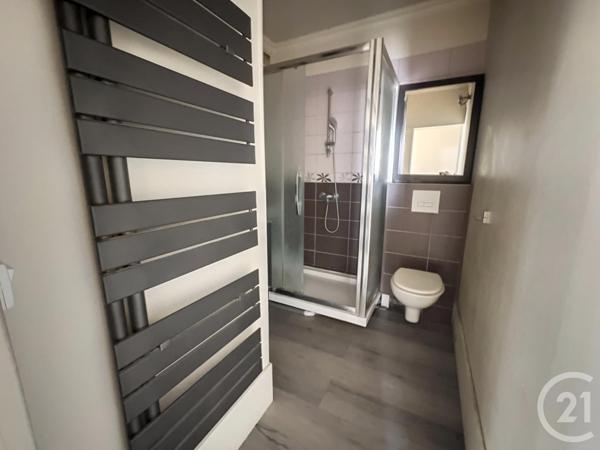 Appartement F3 à vendre  3 pièces - 66,80 m2 CHANTELOUP LES VIGNES - 78