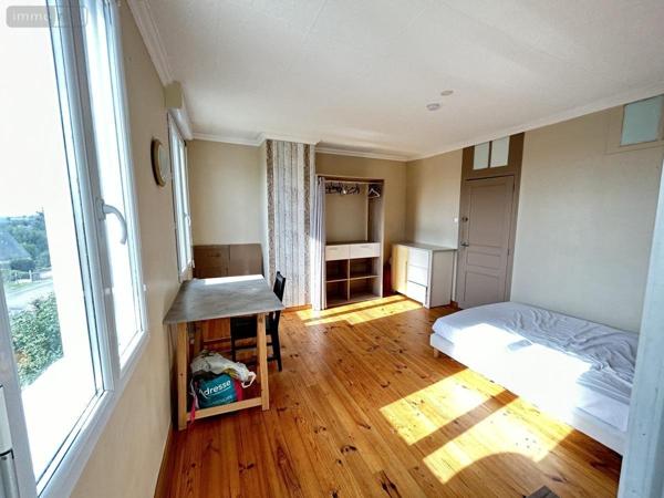 Immeuble à vendre à Guer dans le Morbihan (56380), ref : 56046-1300