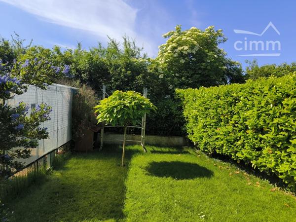 – Le Charme Absolu. Maison d’Exception et Écrin de Nature Privé  limite Décines-Charpieu.