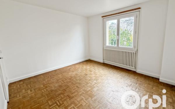 Maison à louer    6 pièces • 154,94 m2 Cliousclat