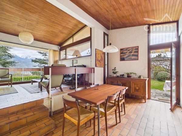 Saint-Ismier – Maison d'architecte 5 chambres sur 1 431 m² de terrain