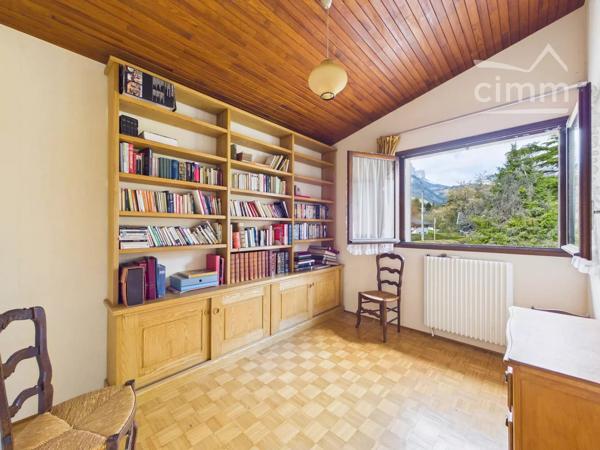 Saint-Ismier – Maison d'architecte 5 chambres sur 1 431 m² de terrain