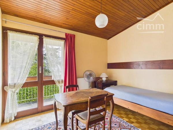 Saint-Ismier – Maison d'architecte 5 chambres sur 1 431 m² de terrain