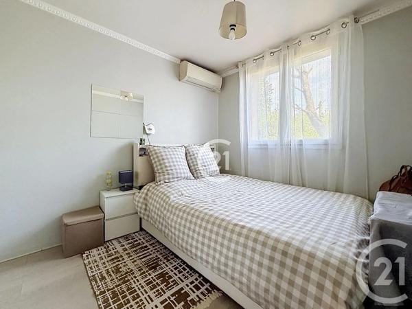 Maison à vendre  4 pièces - 85,01 m 2   MONTREUIL  - 93