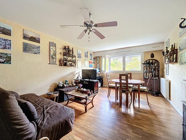 Appartement Suresnes 2 pièce(s) 58 m2